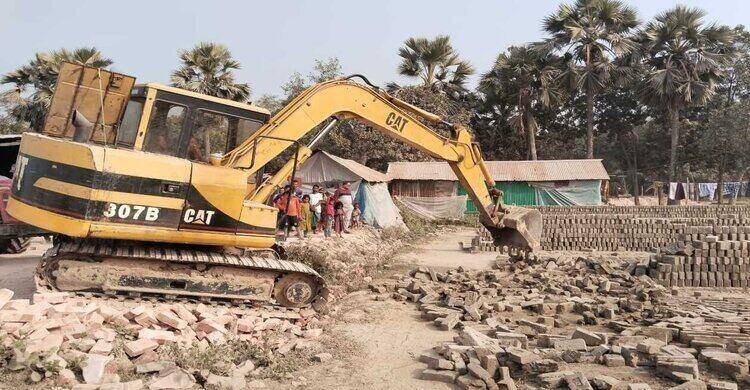 মনোহরদীতে ৭ ইটভাটাকে সাড়ে ৫ লাখ টাকা জরিমানা