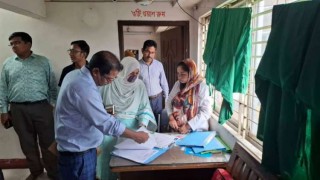 নরসিংদীতে অনিয়মের দায়ে হাসপাতালকে দেড় লাখ টাকা জরিমানা, এক্স-রে কক্ষ সিলগালা 