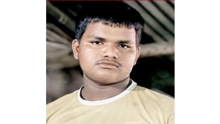 শিবপুরে চলন্ত ট্রলি থেকে ছিটকে পড়ে চাকায় পিষ্ট হয়ে প্রাণ গেল শ্রমিকের