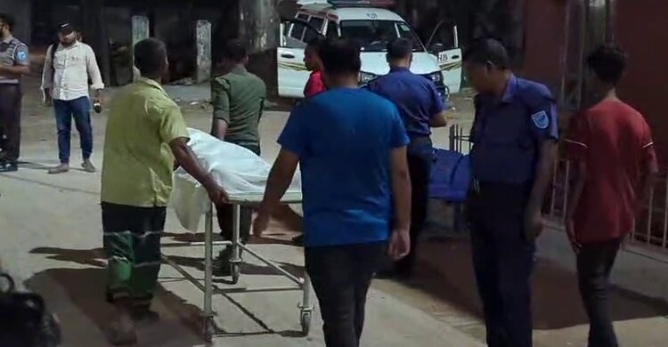 রায়পুরায় পারিবারিক বিরোধের জেরে যুবককে কুপিয়ে হত্যার অভিযোগ